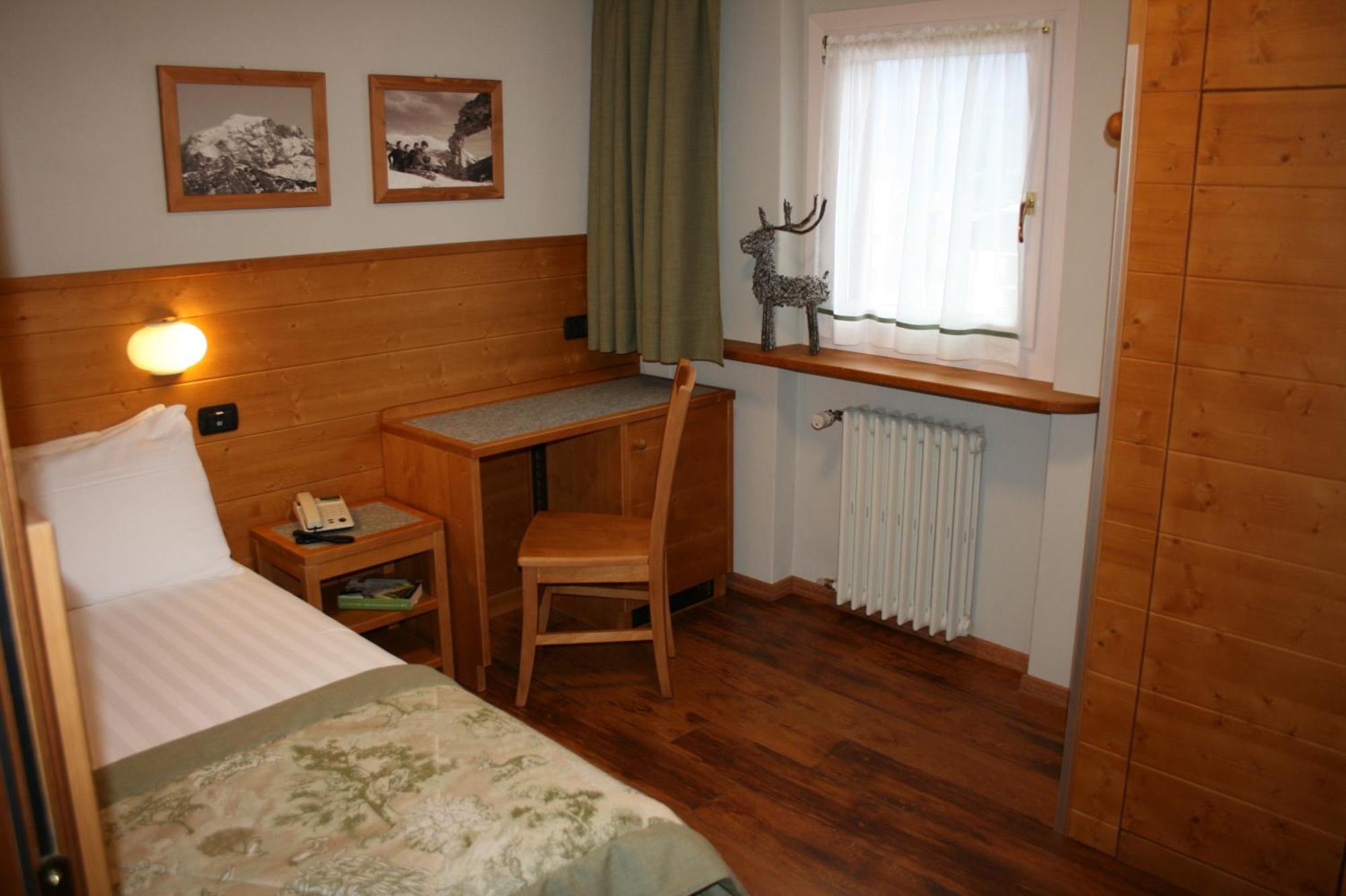 Hotel Larice Bianco 보르미오 객실 사진