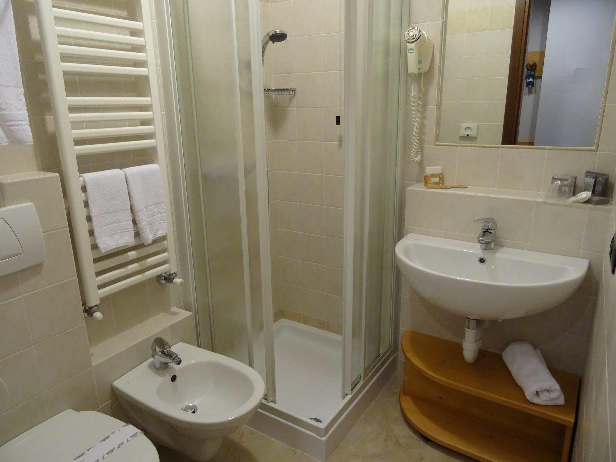 Hotel Larice Bianco 보르미오 외부 사진