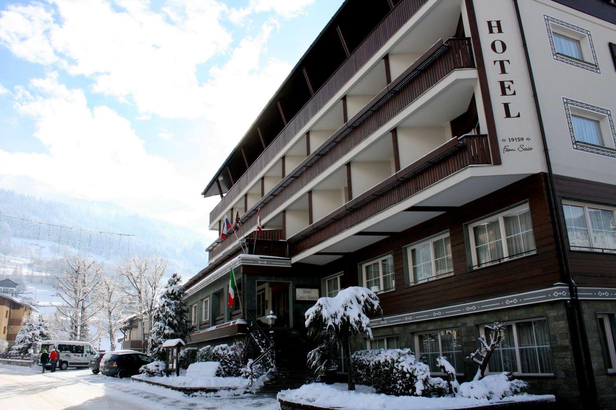 Hotel Larice Bianco 보르미오 외부 사진
